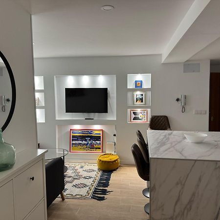 Entire Apartament 1 Minute From The Historical Center 산티아고데콤포스텔라 외부 사진